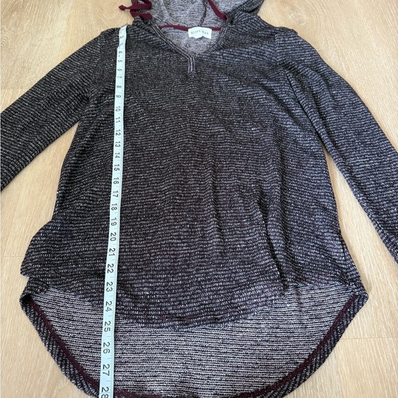 Olive + Oak Striped Pullover Hoodie with Burgundy Accents Lightweight Soft Large - Picture 10 of 11